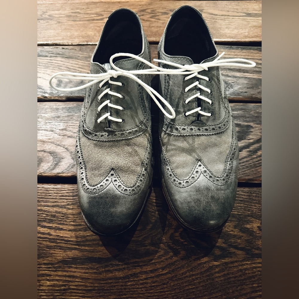 Cole Haan suede and leather wingtip men’s size 11